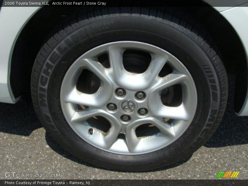 Arctic Frost Pearl / Stone Gray 2006 Toyota Sienna XLE