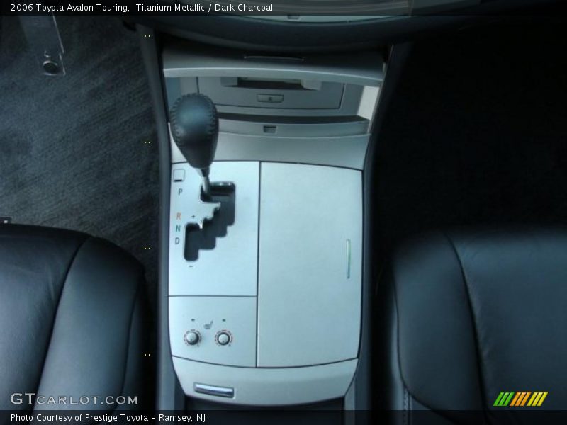 Titanium Metallic / Dark Charcoal 2006 Toyota Avalon Touring