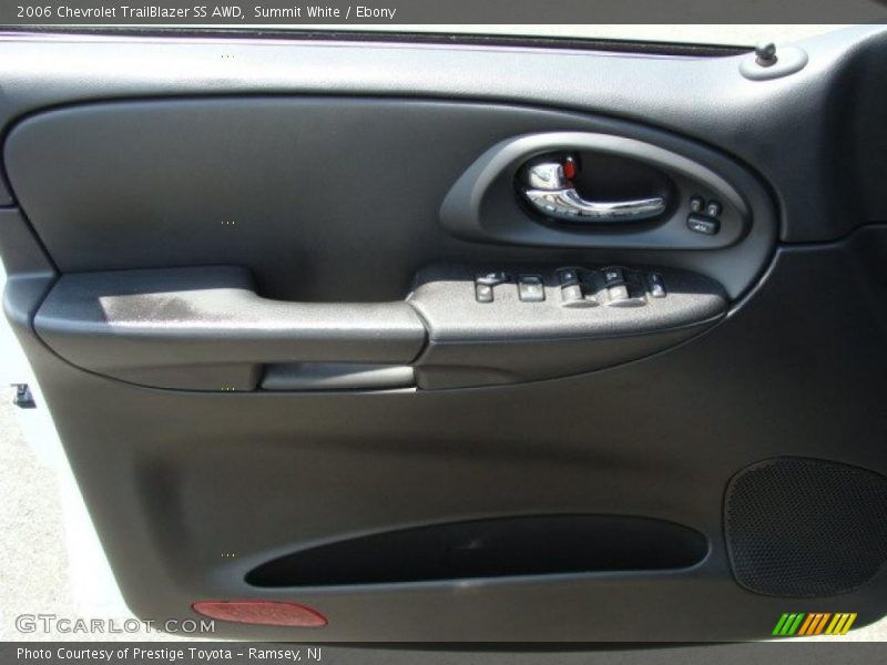 Summit White / Ebony 2006 Chevrolet TrailBlazer SS AWD