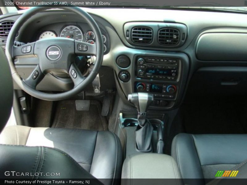 Summit White / Ebony 2006 Chevrolet TrailBlazer SS AWD