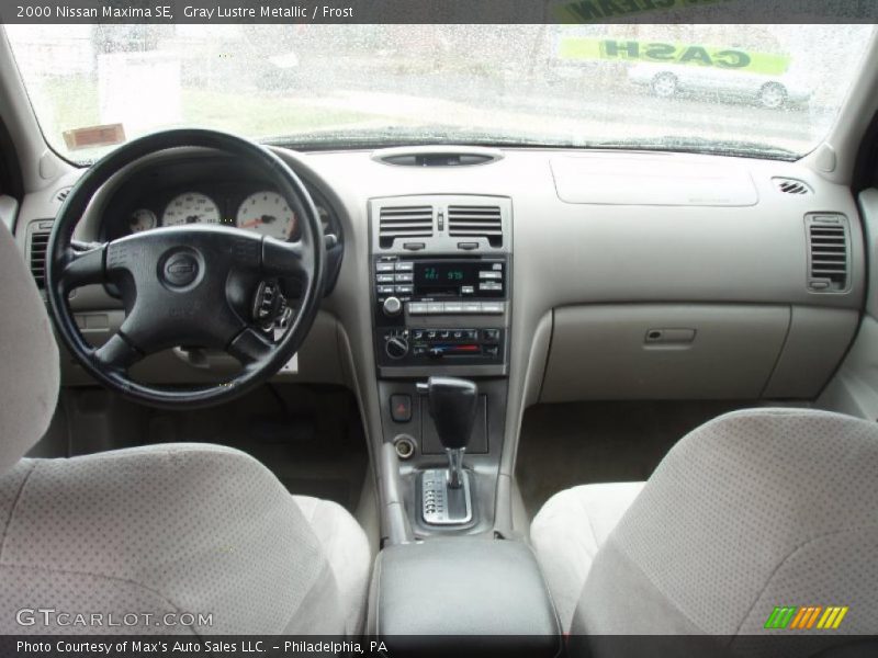 Gray Lustre Metallic / Frost 2000 Nissan Maxima SE