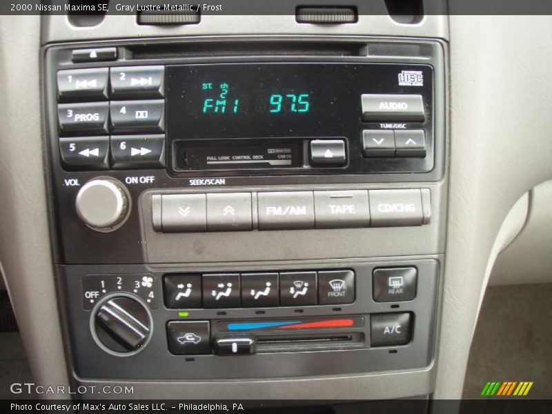 Gray Lustre Metallic / Frost 2000 Nissan Maxima SE