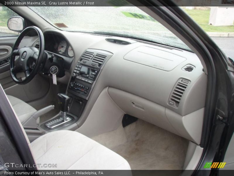 Gray Lustre Metallic / Frost 2000 Nissan Maxima SE
