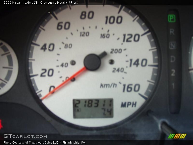 Gray Lustre Metallic / Frost 2000 Nissan Maxima SE