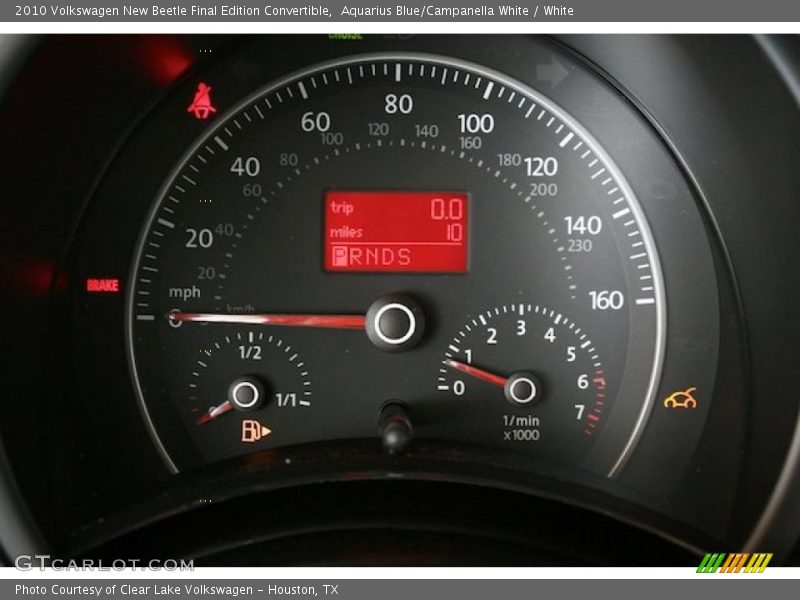 Aquarius Blue/Campanella White / White 2010 Volkswagen New Beetle Final Edition Convertible