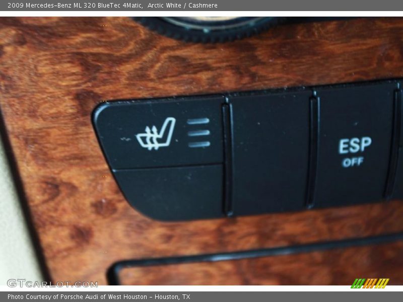 Arctic White / Cashmere 2009 Mercedes-Benz ML 320 BlueTec 4Matic