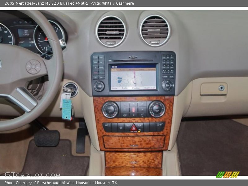 Arctic White / Cashmere 2009 Mercedes-Benz ML 320 BlueTec 4Matic