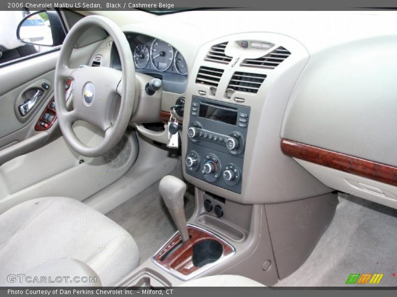 Black / Cashmere Beige 2006 Chevrolet Malibu LS Sedan