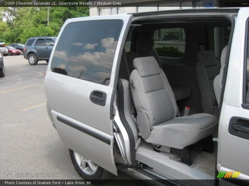 Silverstone Metallic / Medium Gray 2008 Chevrolet Uplander LS