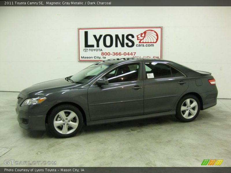 Magnetic Gray Metallic / Dark Charcoal 2011 Toyota Camry SE