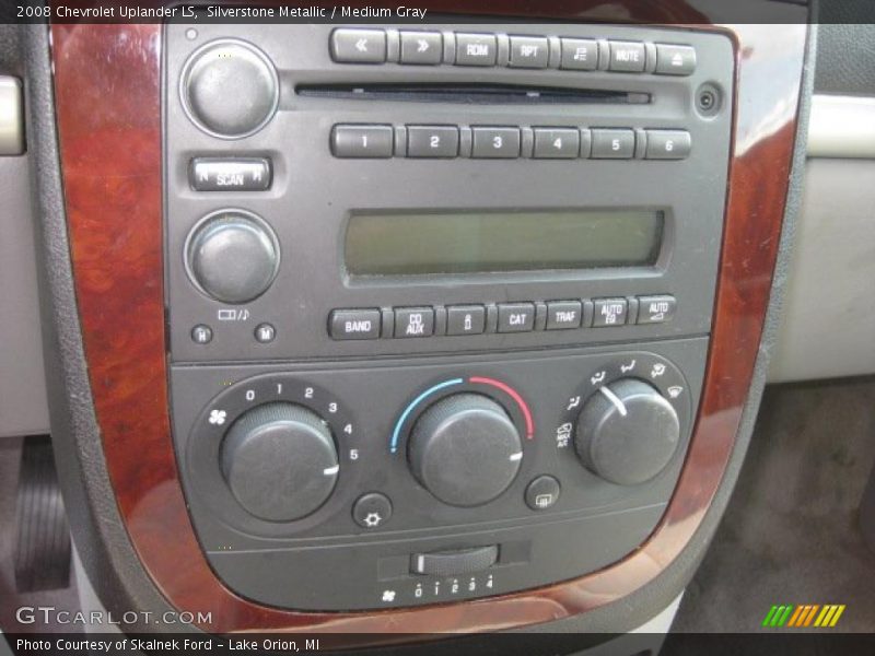 Silverstone Metallic / Medium Gray 2008 Chevrolet Uplander LS