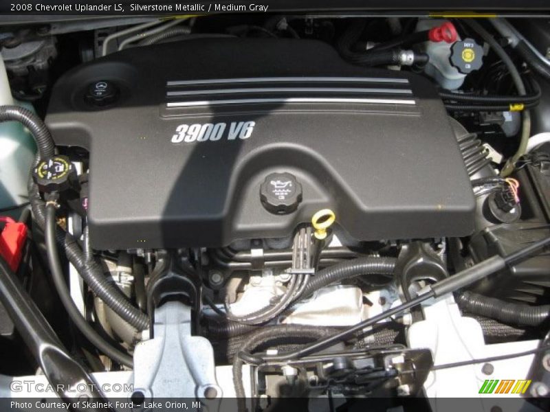 Silverstone Metallic / Medium Gray 2008 Chevrolet Uplander LS