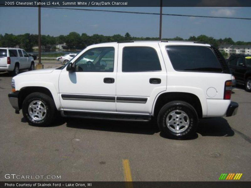 Summit White / Gray/Dark Charcoal 2005 Chevrolet Tahoe LS 4x4