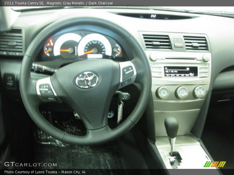 Magnetic Gray Metallic / Dark Charcoal 2011 Toyota Camry SE