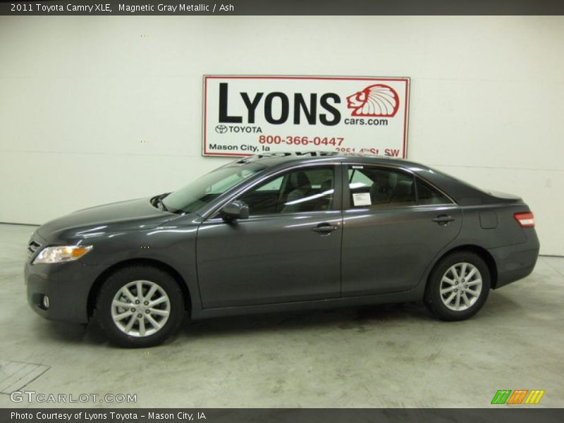 Magnetic Gray Metallic / Ash 2011 Toyota Camry XLE