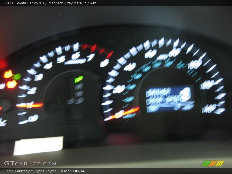 Magnetic Gray Metallic / Ash 2011 Toyota Camry XLE