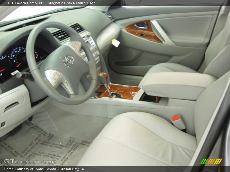 Magnetic Gray Metallic / Ash 2011 Toyota Camry XLE