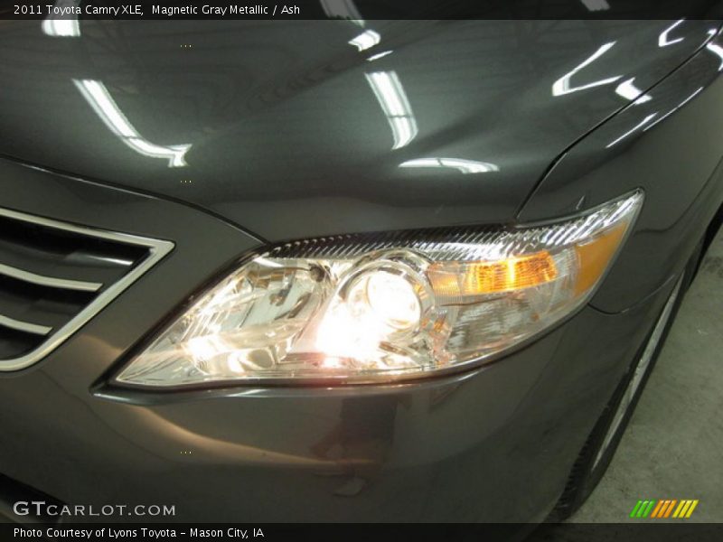Magnetic Gray Metallic / Ash 2011 Toyota Camry XLE