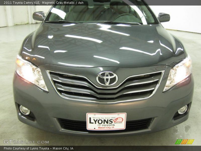Magnetic Gray Metallic / Ash 2011 Toyota Camry XLE