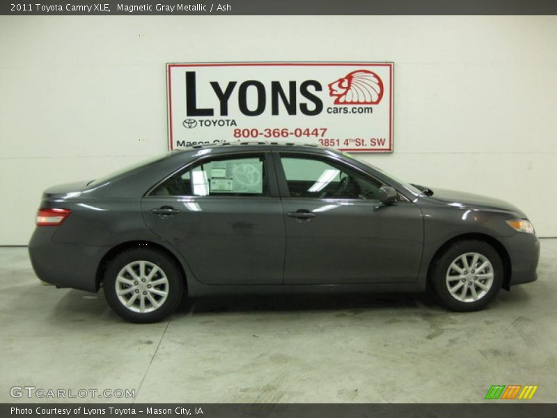 Magnetic Gray Metallic / Ash 2011 Toyota Camry XLE