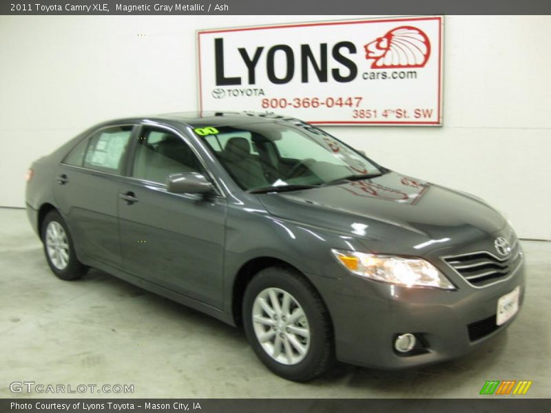 Magnetic Gray Metallic / Ash 2011 Toyota Camry XLE