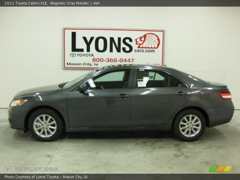 Magnetic Gray Metallic / Ash 2011 Toyota Camry XLE