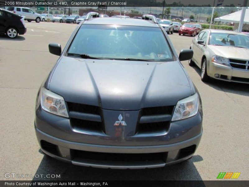 Graphite Gray Pearl / Charcoal 2006 Mitsubishi Outlander LS 4WD