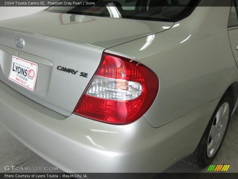 Phantom Gray Pearl / Stone 2004 Toyota Camry SE