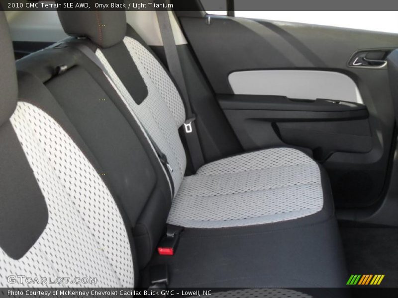 Onyx Black / Light Titanium 2010 GMC Terrain SLE AWD