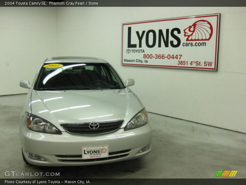 Phantom Gray Pearl / Stone 2004 Toyota Camry SE