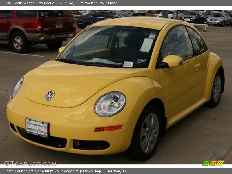 Sunflower Yellow / Black 2009 Volkswagen New Beetle 2.5 Coupe