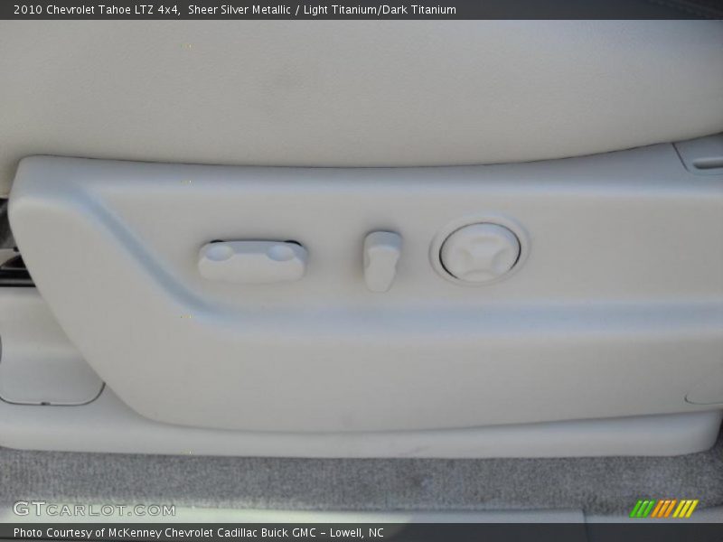 Sheer Silver Metallic / Light Titanium/Dark Titanium 2010 Chevrolet Tahoe LTZ 4x4