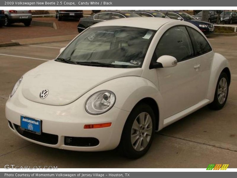 Candy White / Black 2009 Volkswagen New Beetle 2.5 Coupe