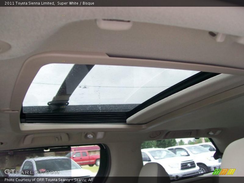 Super White / Bisque 2011 Toyota Sienna Limited