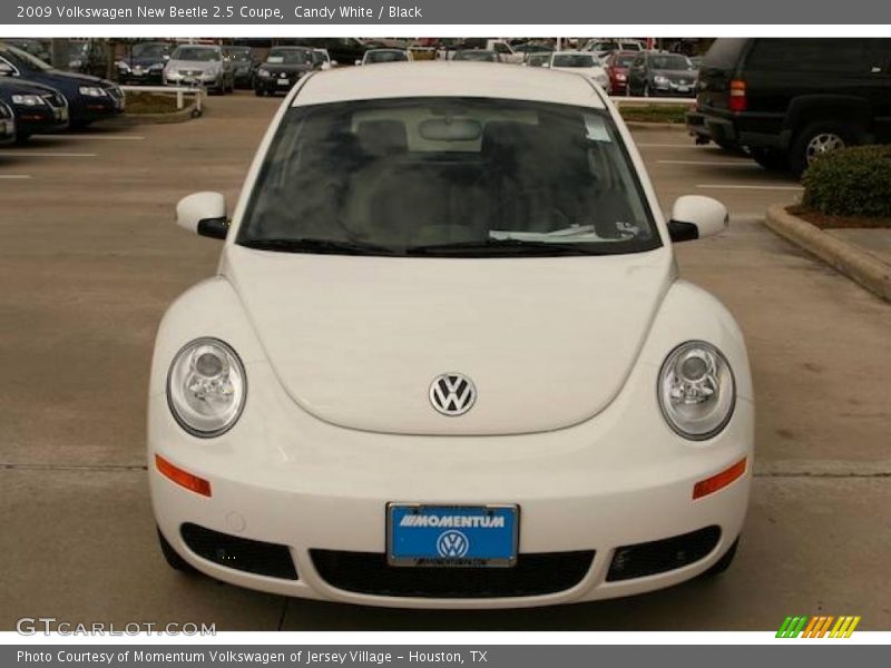 Candy White / Black 2009 Volkswagen New Beetle 2.5 Coupe