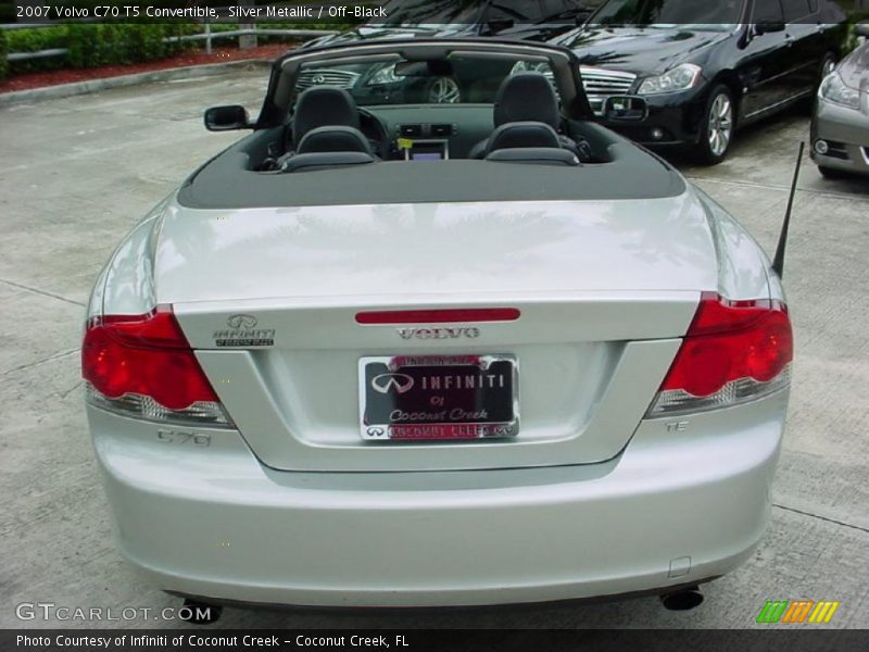 Silver Metallic / Off-Black 2007 Volvo C70 T5 Convertible
