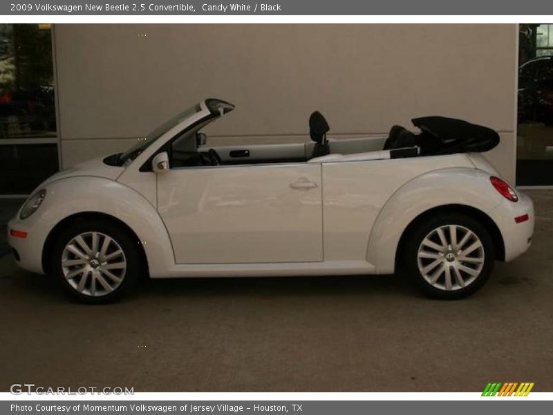 Candy White / Black 2009 Volkswagen New Beetle 2.5 Convertible