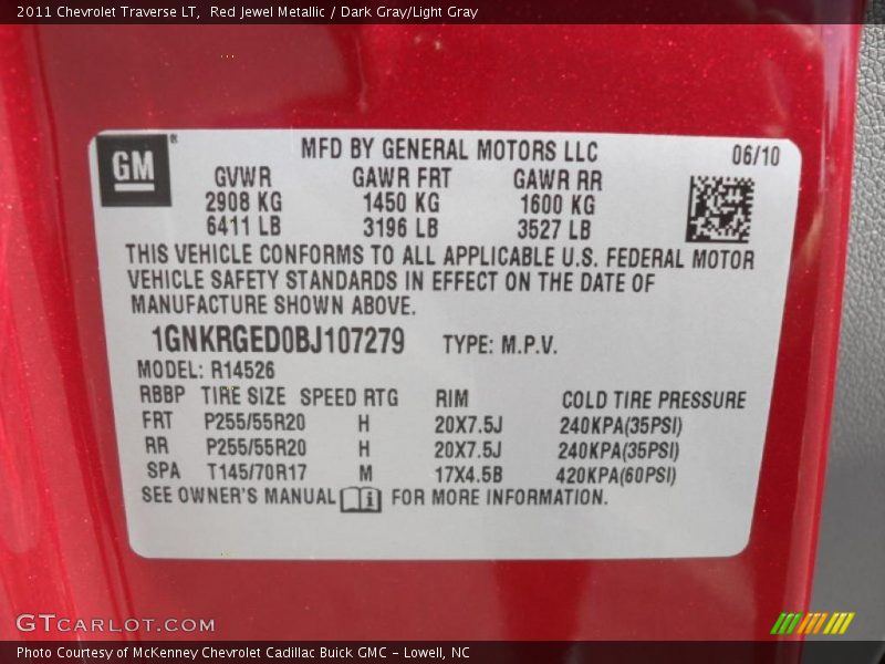 Red Jewel Metallic / Dark Gray/Light Gray 2011 Chevrolet Traverse LT