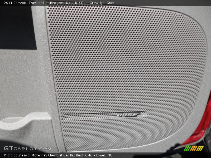 Red Jewel Metallic / Dark Gray/Light Gray 2011 Chevrolet Traverse LT
