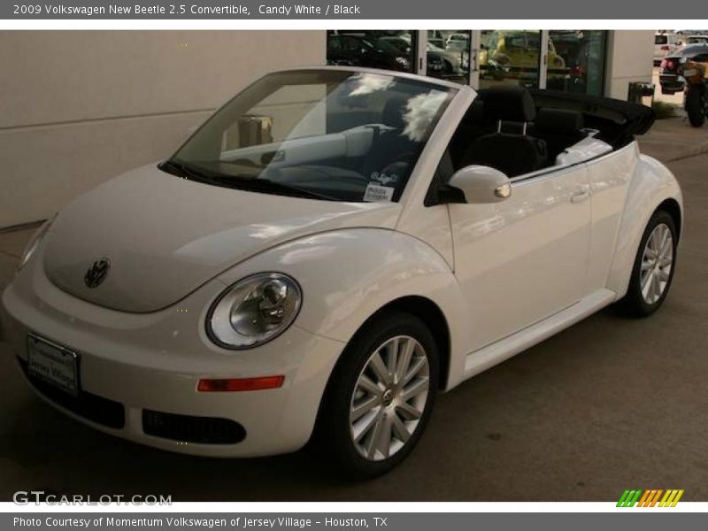 Candy White / Black 2009 Volkswagen New Beetle 2.5 Convertible
