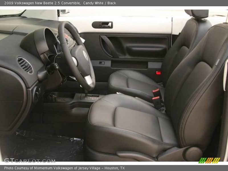 Candy White / Black 2009 Volkswagen New Beetle 2.5 Convertible