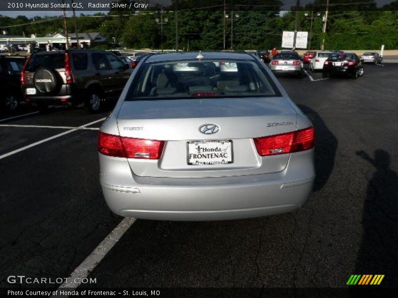 Radiant Silver / Gray 2010 Hyundai Sonata GLS