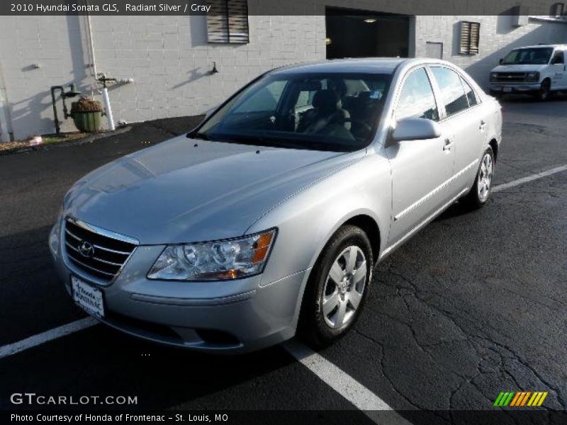 Radiant Silver / Gray 2010 Hyundai Sonata GLS
