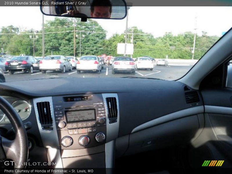 Radiant Silver / Gray 2010 Hyundai Sonata GLS