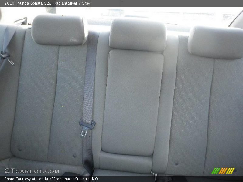 Radiant Silver / Gray 2010 Hyundai Sonata GLS