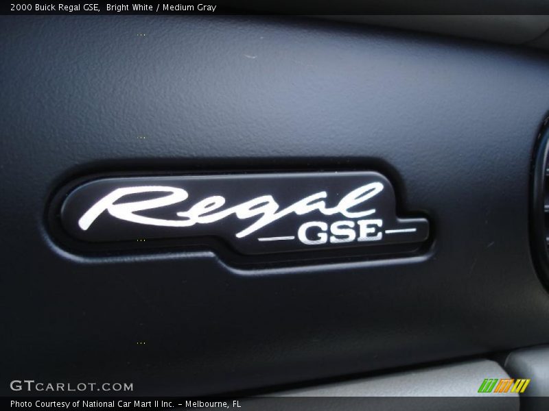 Bright White / Medium Gray 2000 Buick Regal GSE