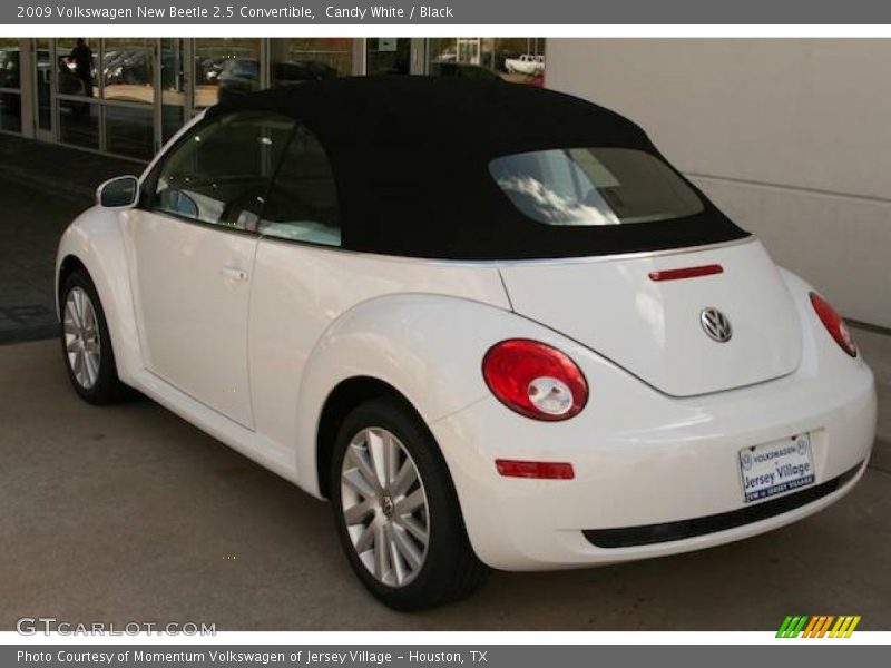 Candy White / Black 2009 Volkswagen New Beetle 2.5 Convertible