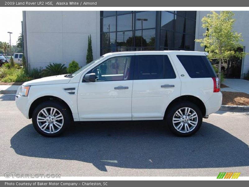 Alaska White / Almond 2009 Land Rover LR2 HSE