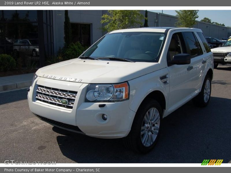 Alaska White / Almond 2009 Land Rover LR2 HSE