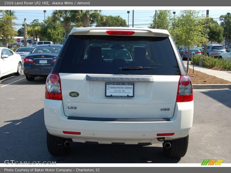 Alaska White / Almond 2009 Land Rover LR2 HSE